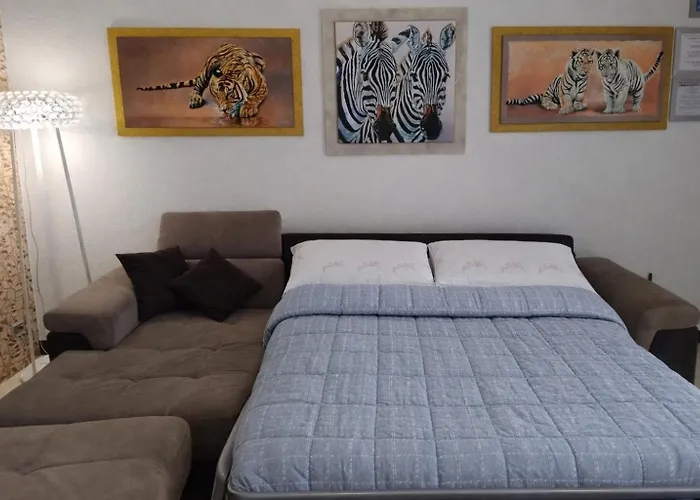 Gravina + Box Auto Privato Apartman